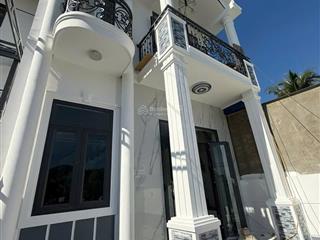 Cần bán nhà diên sơn hướng đông giá tốt, công năng dư, khu dân cư yên tĩnh  sđt 0931 897 ***