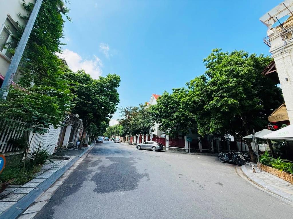 SHOPHOUSE BELLEVILLE - MẶT PHỐ ĐINH NÚP - CẦU GIẤY - 120M2 - 5 TẦNG - DÒNG TIỀN 75 TRIỆU MỘT THÁNG 