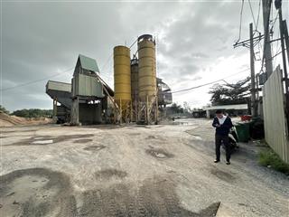 Bán đất mặt tiền đường liên xã, sau giáp sông, bên hông giáp rạch chết