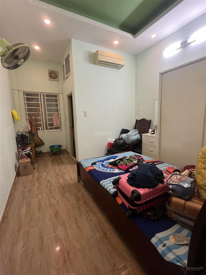Cần bán nhà 3 tầng hẻm nhựa 8m quận 11