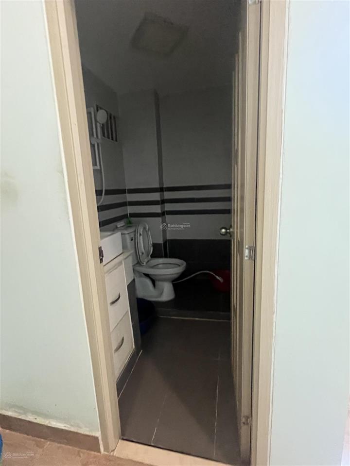 Cần bán nhà 3 tầng hẻm nhựa 8m quận 11