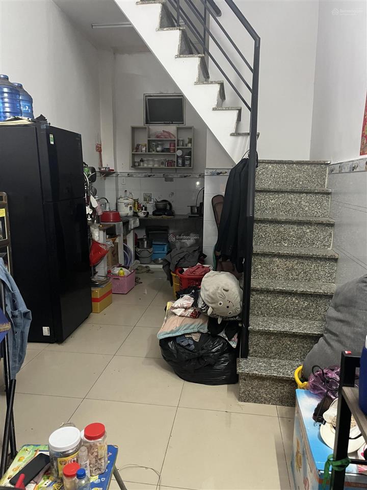 Bán nhà khu chợ thiếc, quận 11