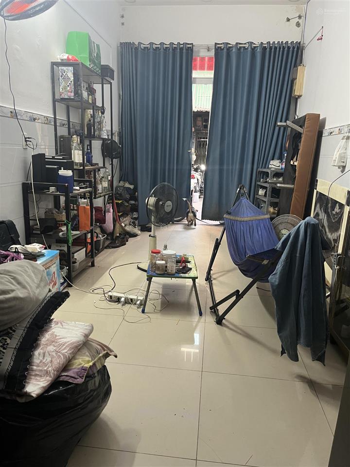 Bán nhà khu chợ thiếc, quận 11