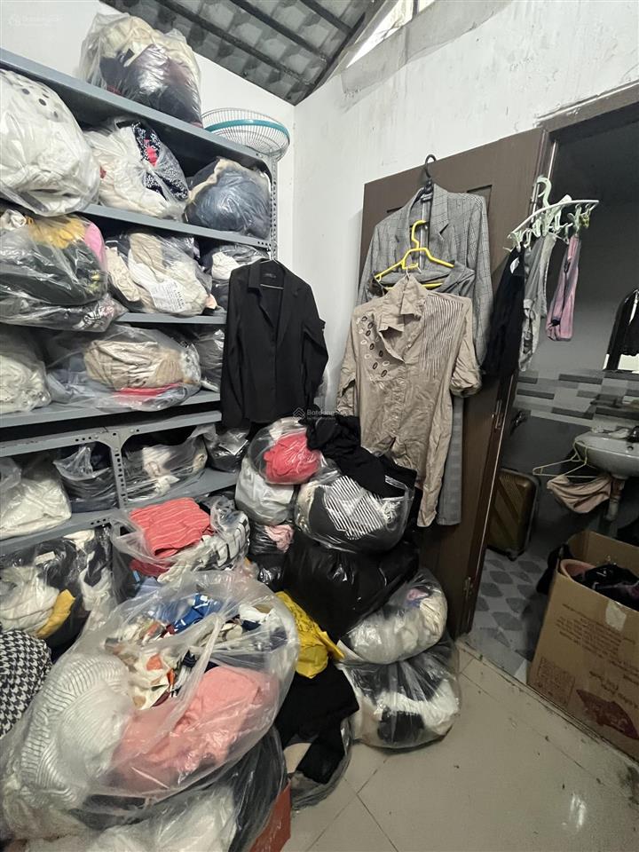 Bán nhà khu chợ thiếc, quận 11