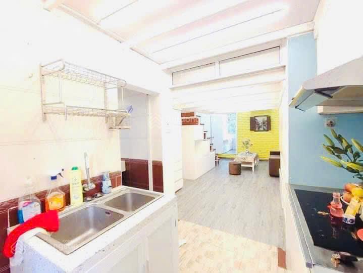 Căn hộ tập thể nam thành công láng hạ đống đa, 50m2. giá 8.5tr/tháng