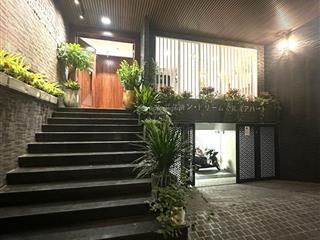 Toà aparment đẳng cấp trung tâm ba đình. ngõ thông các ngả. 100m ra các mặt phố lớn. dòng tiền 2.4