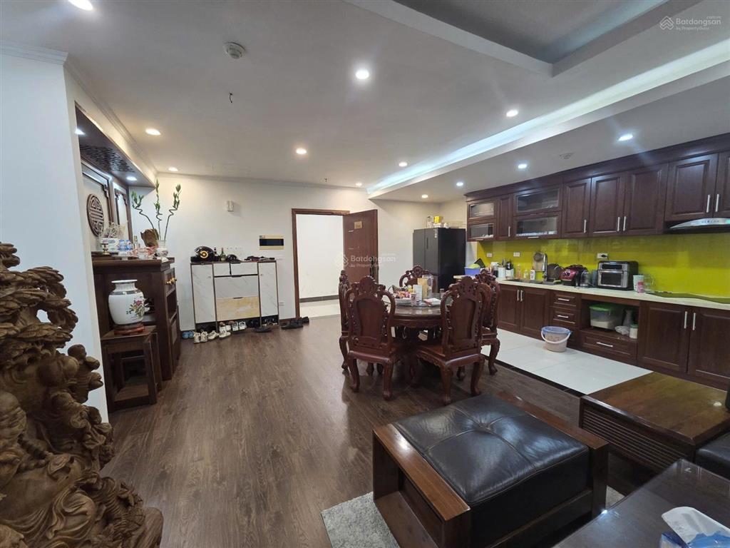 Chính chủ cần bán căn góc 4pn tnr goldsilk complex hà đông 122m full nội thất 7,5 tỷ