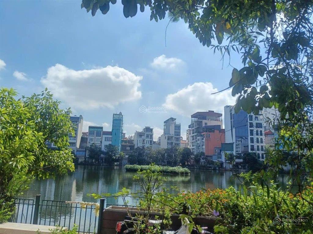Bán đất trung tâm ba đình view hồ đầm tròn, mt 8.2m, tặng gpxd 9 tầng có hầm 42 tỷ