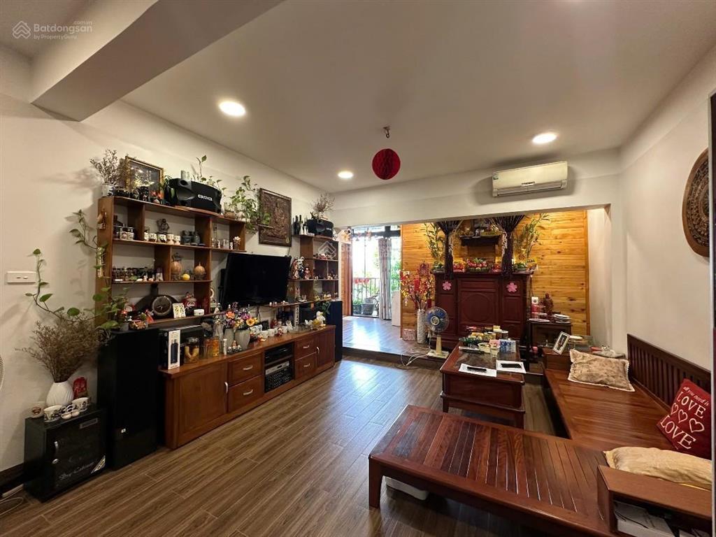 Bán đất tặng nhà + gpxd 9 tầng view hồ trần huy liệu