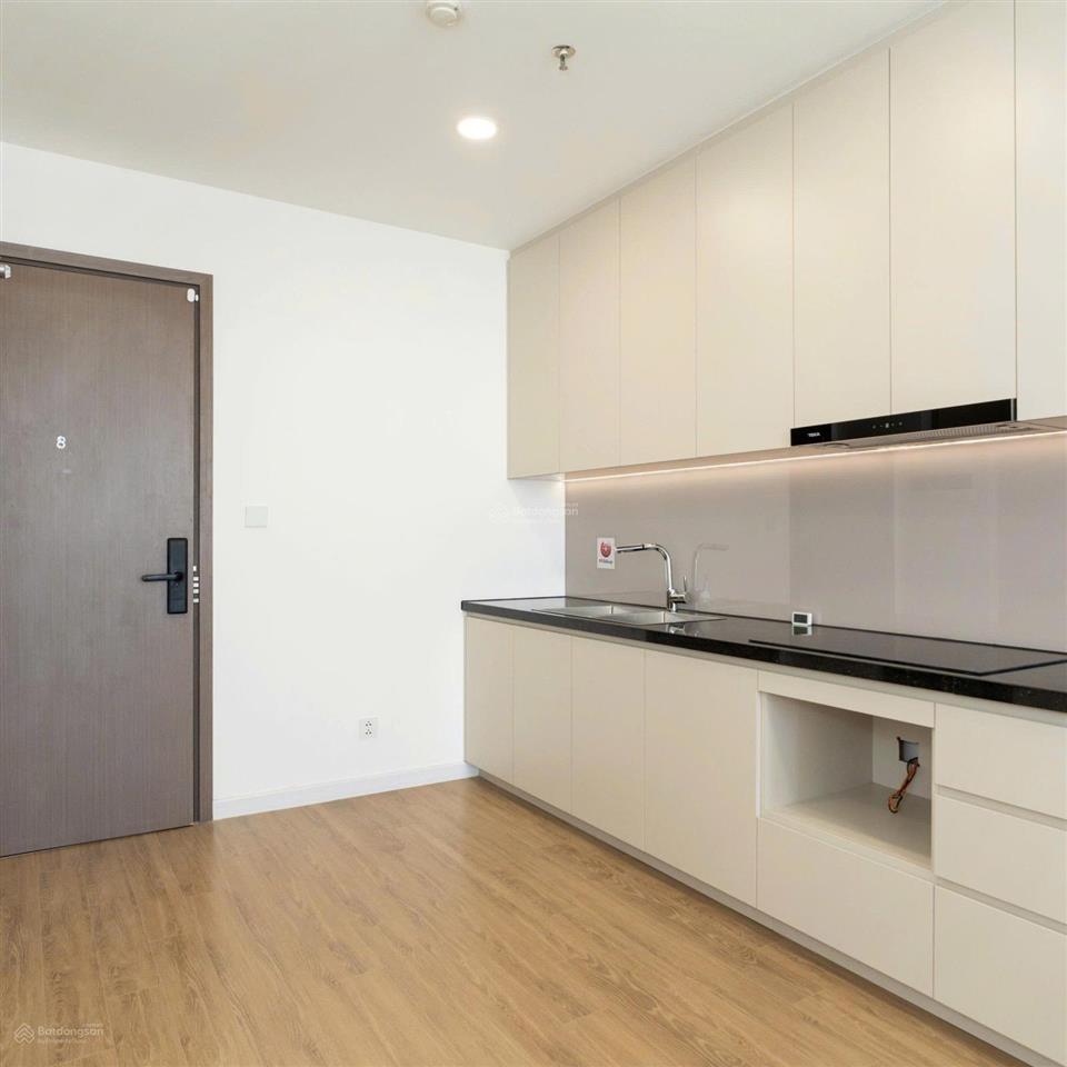 Cần bán căn 2pn 1wc 60m² tầng 20 giá 2 tỷ 850
