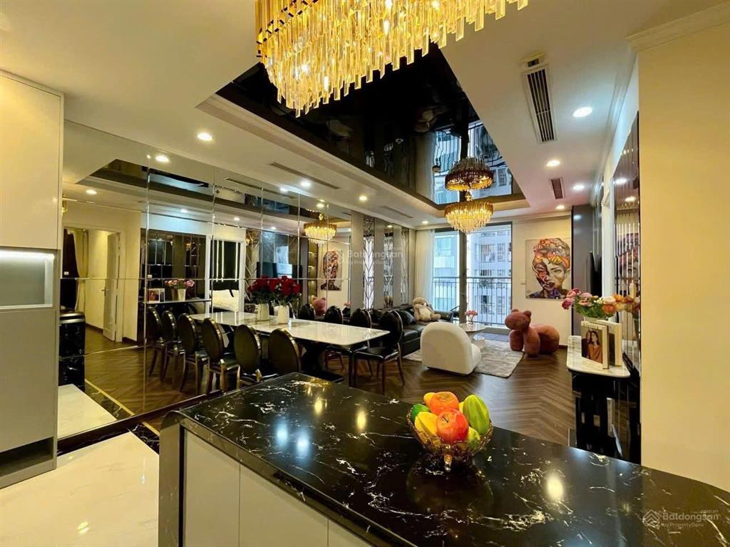 Chính chủ bán ch hapulico complex 128m2 3pn căn góc ,tầng trung view thoáng,sẵn sổ.0987 362 ***