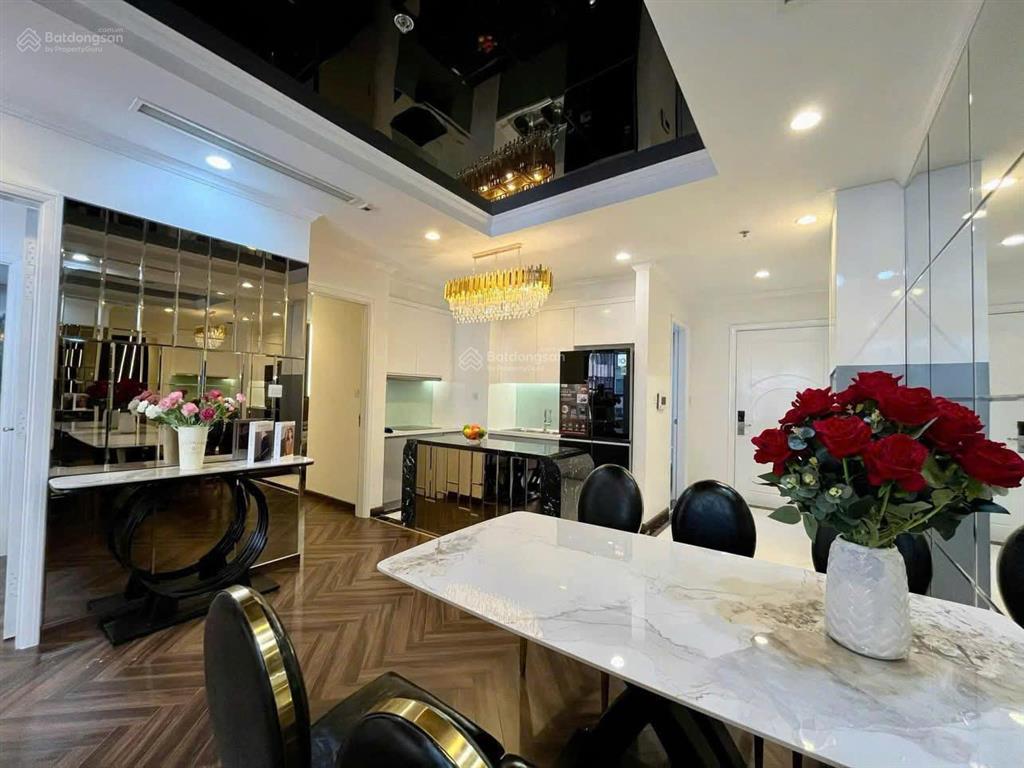 Chính chủ bán ch yên hòa park view vũ phạm hàm 77m2 2 ngủ full đồ, sẵn sổ đỏ.  0987 362 ***
