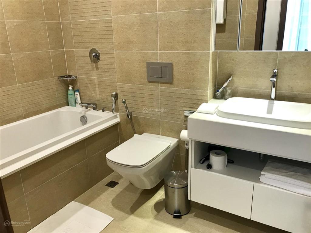 Bán căn hộ đẹp tại goldseason 47 nguyễn tuân 59m2 2pn full đồ, tầng đẹp view thoáng.  0987 362 ***