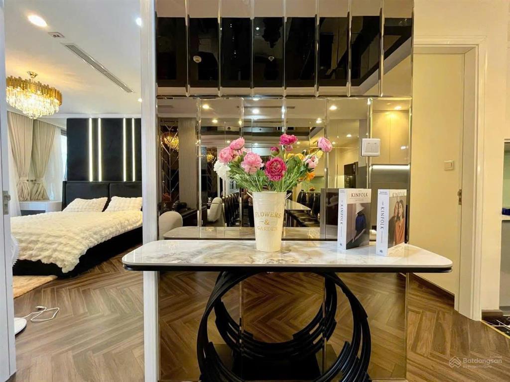 Chính chủ bán ch tại brg 25 lê văn lương 107m2 3pn full đồ, tầng đẹp view thoáng.  0987 362 ***