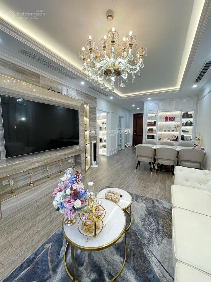 Chính chủ bán ch tại 90 nguyễn tuân 92m2 3pn căn góc,tầng đẹp view thoáng,sẵn sổ.0987 362 ***