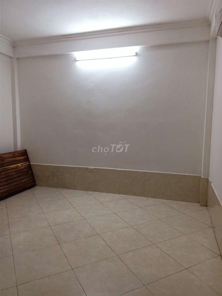 Cho thuê phòng trọ 25m2 Quận Đống Đa