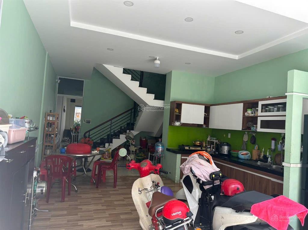 Căn nhà phố có dòng tiền 15tr/th sát cạnh bên siêu thị aeon mall thành phố mới, sổ sẵn hoàn công