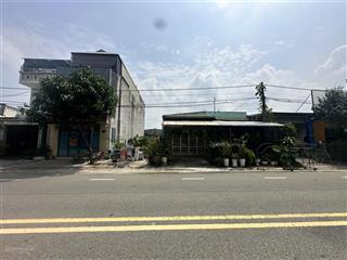 Tặng căn nhà cấp 4 kinh doanh được. vị trí vip đường số 1. view toà tháp đôi, siêu thị aeon, visip2