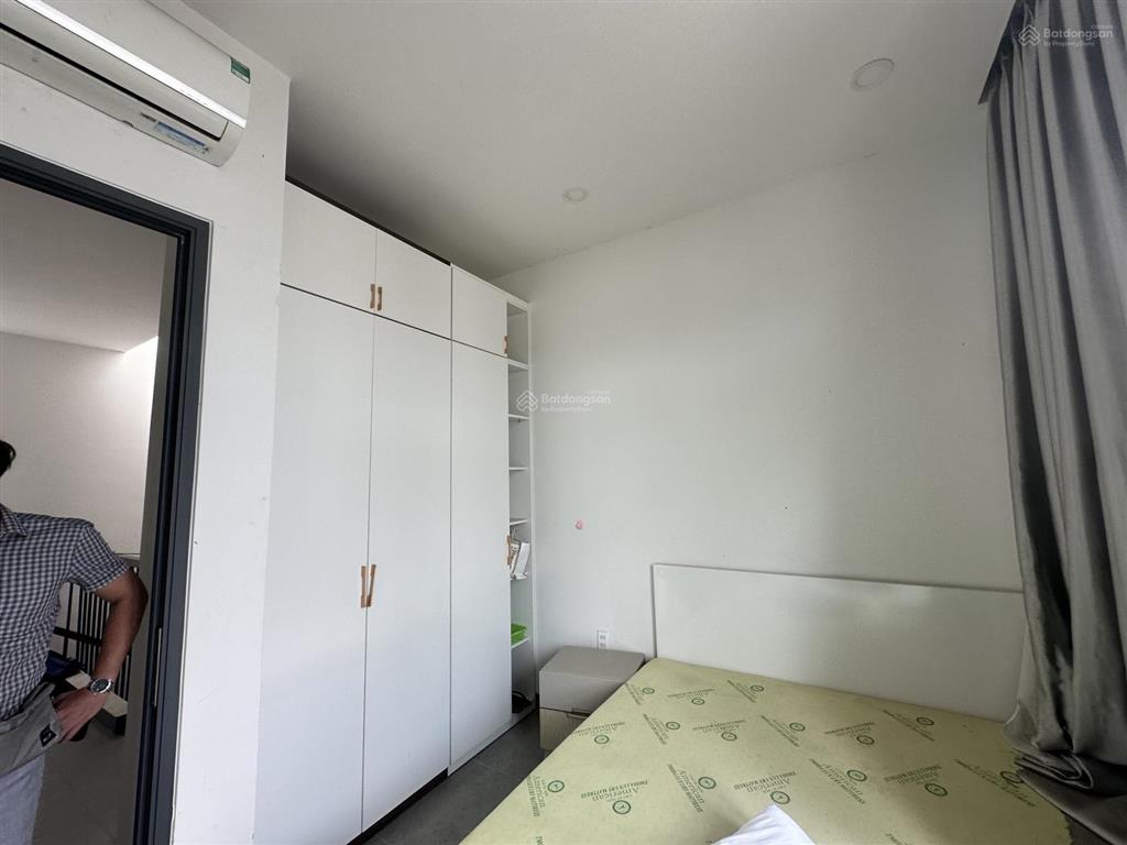 Căn nhà chánh nghĩa giá ngộp, 4pn3wc. đang có dòng tiền 12tr/th. giá 3,2tỷ. nhà đẹp, gần phố đi bộ