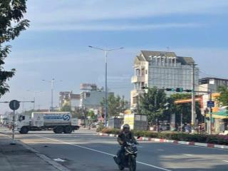 Mặt tiền điện biên phủ 6x20 full thổ cư. đối diện kcn sóng thần 3, giá chỉ 4,2tỷ. vị trí kinh doanh