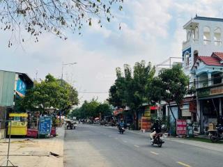 Nhà mặt chợ phú tân, đường d12. nhà 1trệt 2 lầu, full nội thất. nhà mặt chợ, sát kcn sóng thần 3