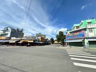 Bán nhà ngay chợ kinh doanh, dân cư đông đúc, cách ga metro, siêu thị aeon mall 5p,kcn kim huy 200m