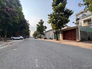 Bán đất xây dựng biệt thự, kho xưởng, tòa nhà văn phòng, nhà nghĩ, đất chưa qua đầu tư. dt 408m2