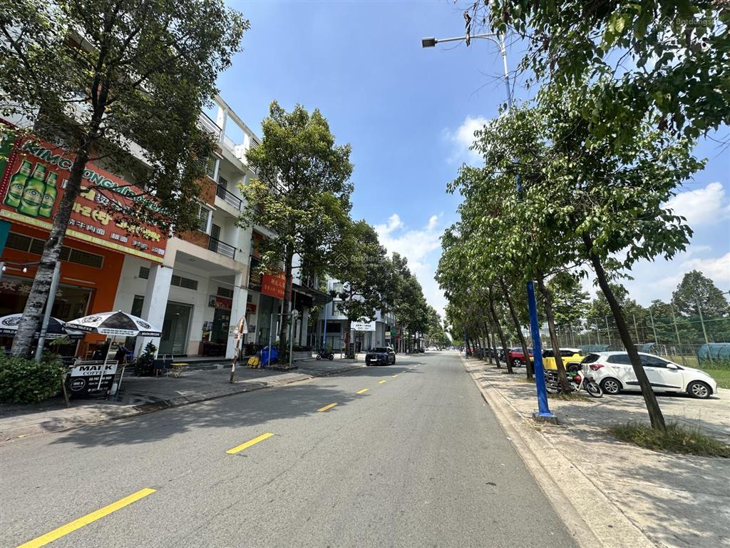 Nhà mặt tiền huỳnh thúc kháng sát bên aeon mall, 3 chung cư vip sora 1.2.3 nhà sổ sẵn hoàn công
