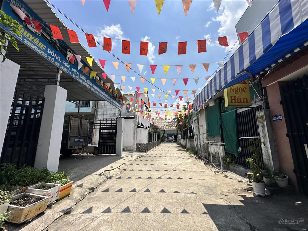 Chính chủ gửi nhà ngộp phú lợi 10x25 tc100m2 giá 5ty2 nhà cấp 4, đường 7m. khu dân trí cao