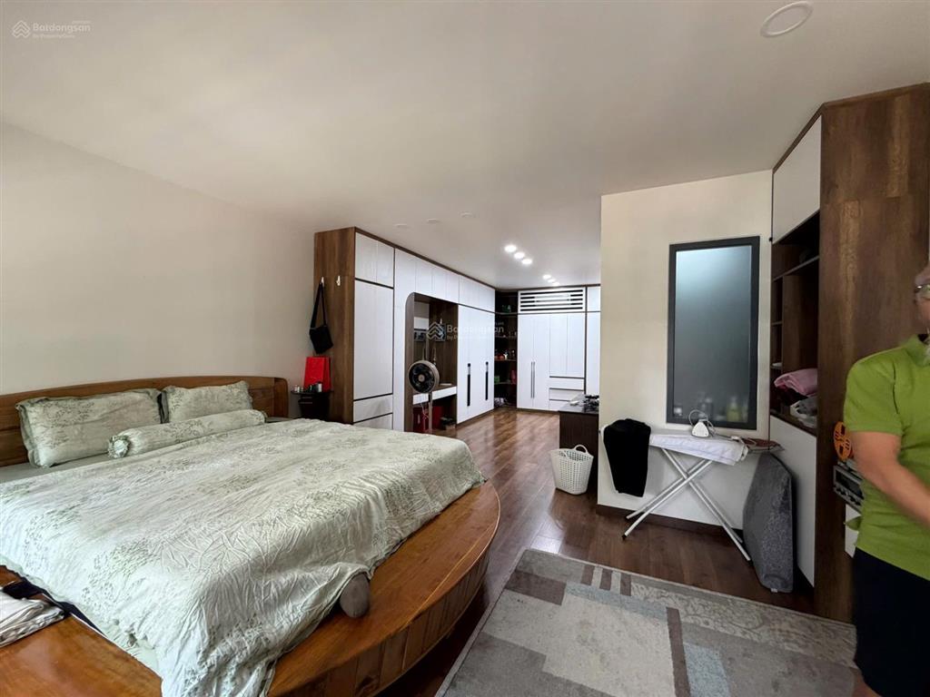 Nhà full nội thất thang máy, sang trọng, đường an dương vương 6pn6wc cực kỳ vip gần siêu thị aeon