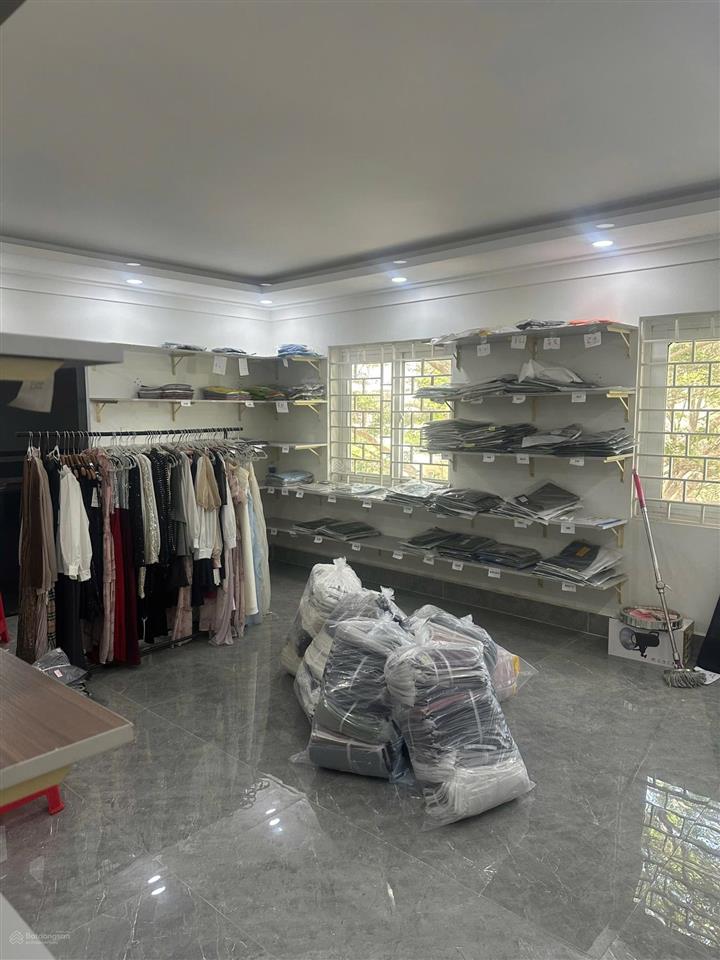 Lô góc khu phố hoa, china town, khu người hoa tập trung đông đúc. kinh doanh, nhà hoàn thiện đẹp