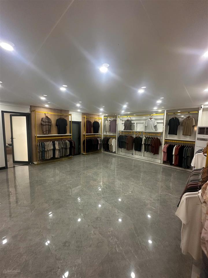 Lô góc khu phố hoa, china town, khu người hoa tập trung đông đúc. kinh doanh, nhà hoàn thiện đẹp