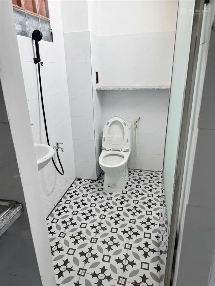 Bđs dòng tiền thu 140tr/th tại p.hoà lợi kế bên thành phố mới, sổ sẵn hoàn công 1162m2 giá chỉ 19,5