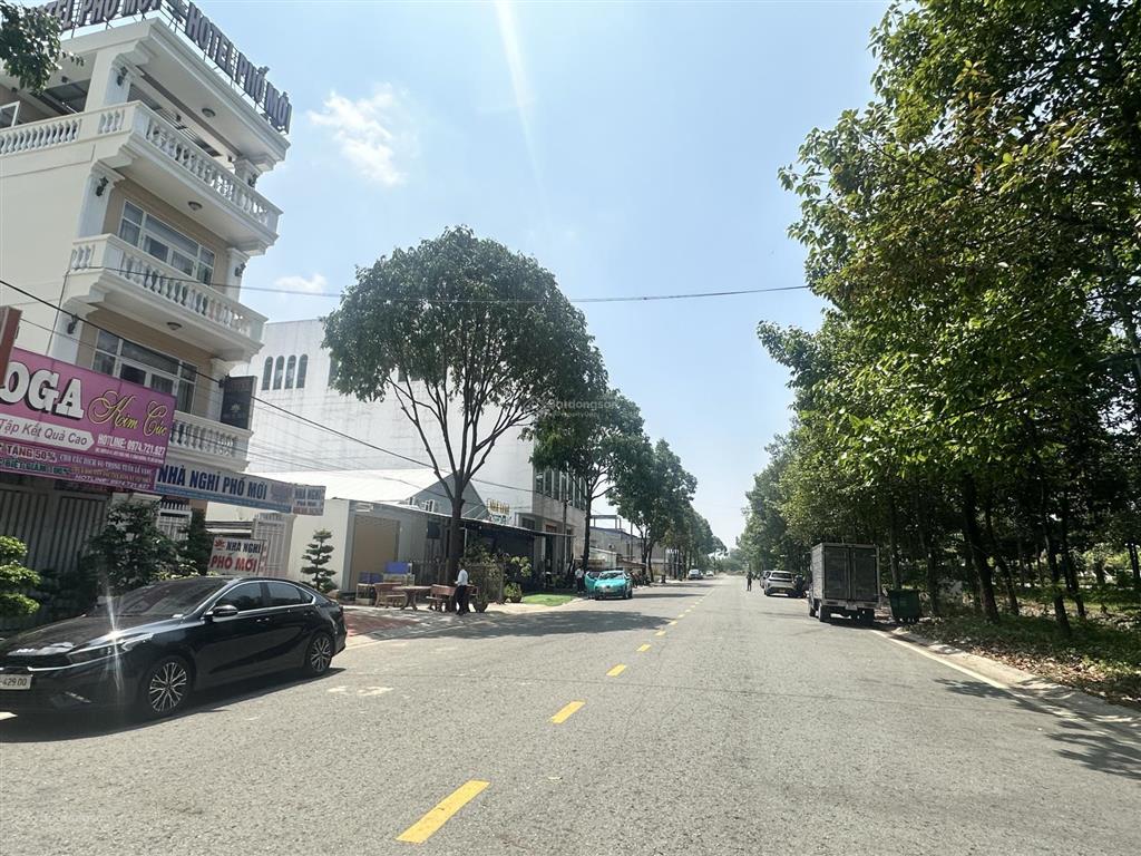 Bán đất kế bên ga metro, vòng xoay chu văn an thành phố mới đối diện trường nguyễn khuyến, tttm