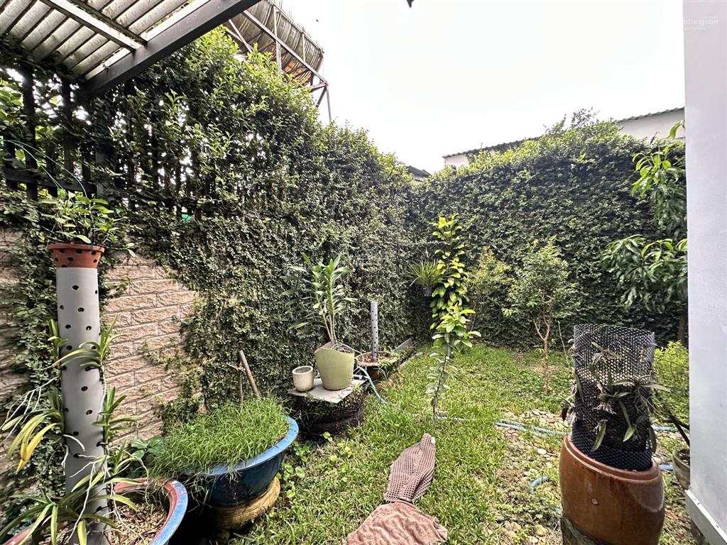 Bán căn villa tại phường phú mỹ sát bên huỳnh văn lũy thành phố mới, thiết kế thoáng đẹp. hiện đại