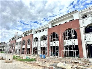 Nhà phố thương mại green city, trung tâm thành phố mới, kế bên siêu thị aeon mall, rạp chiếu phim