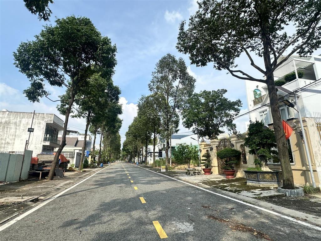 Bán đất kế bên toà án, siêu thị aeon mall, công viên 75ha, đại học quốc tế. khu dân trí cao giá tốt