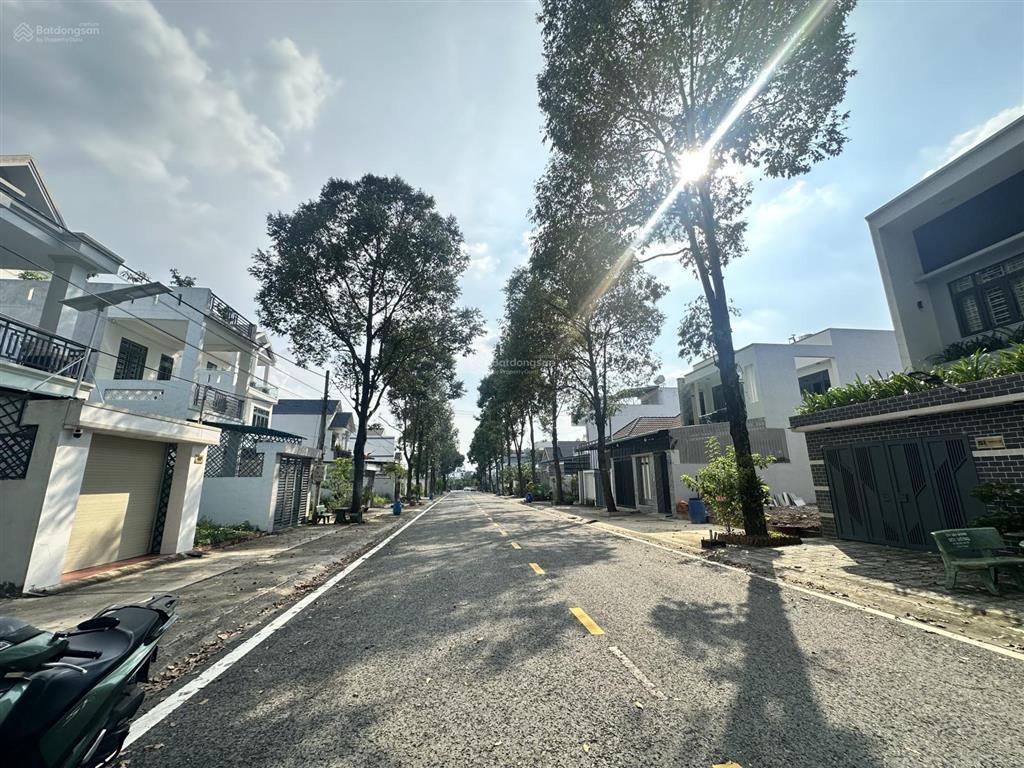 Bán đất kế bên toà án, siêu thị aeon mall, công viên 75ha, đại học quốc tế. khu dân trí cao giá tốt