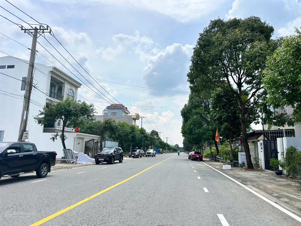 Khu dân cư văn minh thành phố mới, diện tích 7,5x20 đường nhựa 12m, gần siêu thị aeon mall