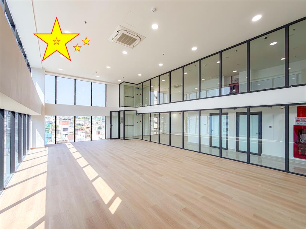 "trần cao 5m5" văn phòng mới 100% phường sài gòn, quận 1 261m2 view kính  giá ưu đãi trước 30/4