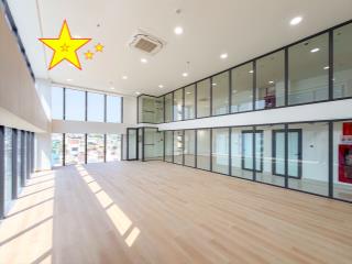 "trần cao 5m5" văn phòng mới 100% phường sài gòn, quận 1 261m2 view kính  giá ưu đãi trước 30/4