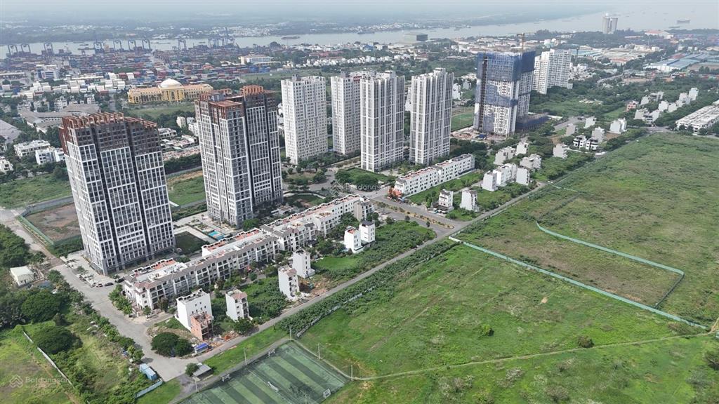 Duplex esto căn góc 3pn2wc. 11tr tầng cao view thoáng