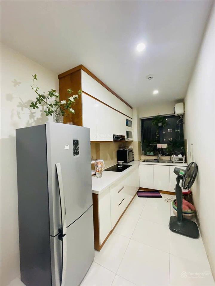 Chính chủ bán gấp 3,46 tỷ căn hộ 2 ngủ 2 vệ sinh v8 the vesta phú lãm