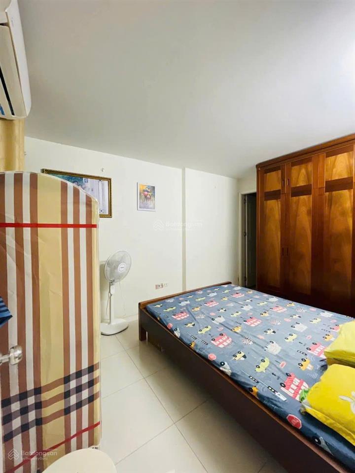 Chính chủ bán gấp 3,46 tỷ căn hộ 2 ngủ 2 vệ sinh v8 the vesta phú lãm