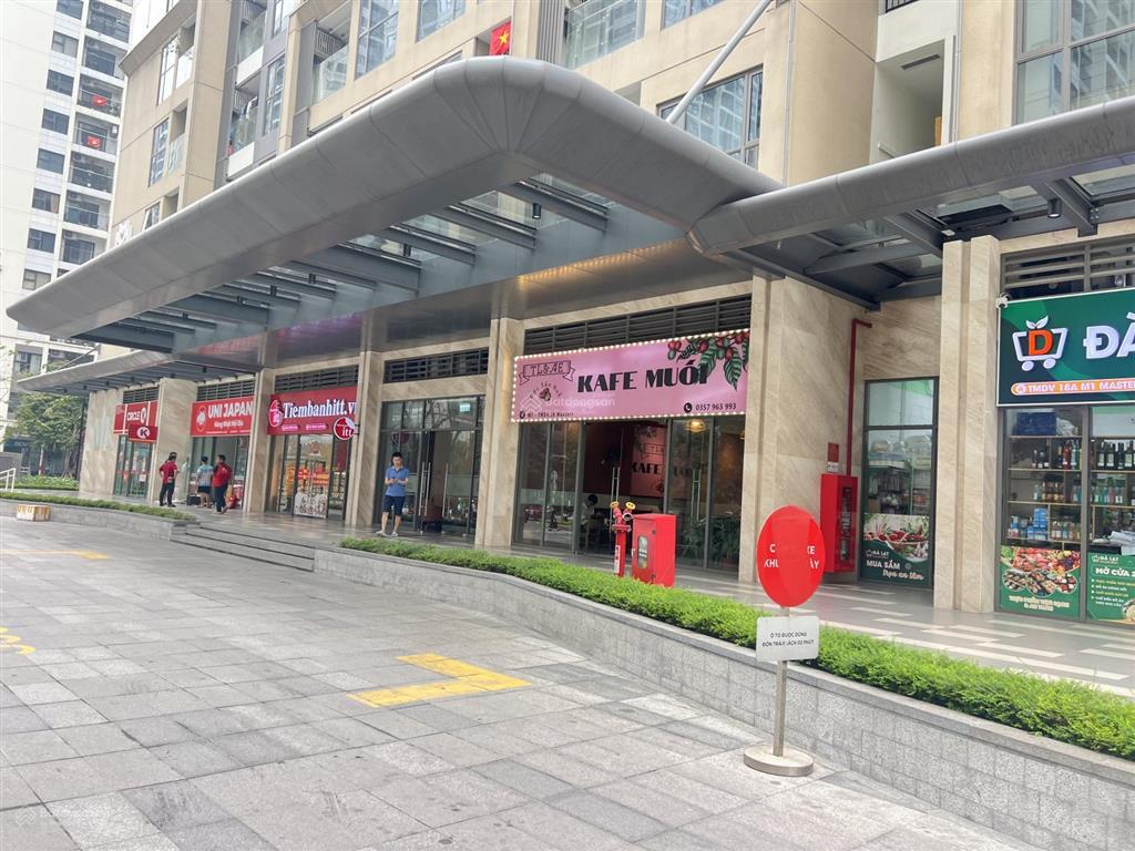 Dòng tiền 600tr/năm sổ lâu dài phân khu vip giá tốt thị trường shop chân đế masterise
