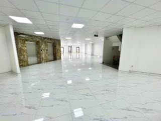 Cho thuê văn phòng ngay nhà ga t3 hoàng hoa thám quận tân bình dt 250m2 giá thuê 50tr/tháng