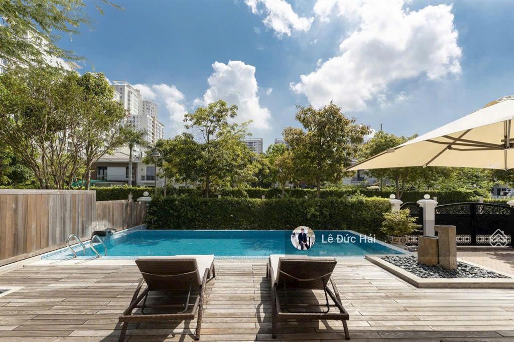 Vip cho thuê biệt thự đơn lập 580 m2 phú mỹ hưng compound 5pn có hầm và hồ bơi! 