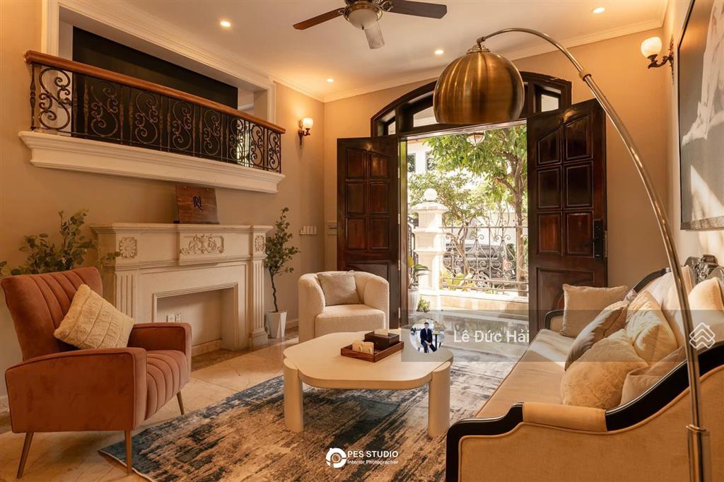 Vip ! cho thuê biệt thự 6pn trang bị nội thất cao cấp trung tâm phú mỹ hưng. xem nhà ngay hôm nay