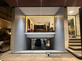 Siêu hiếm ! cho thuê biệt thự hiện đại 7pn có hầm và thang máy chỉ 100 triệu/ tháng.  0902 244 ***