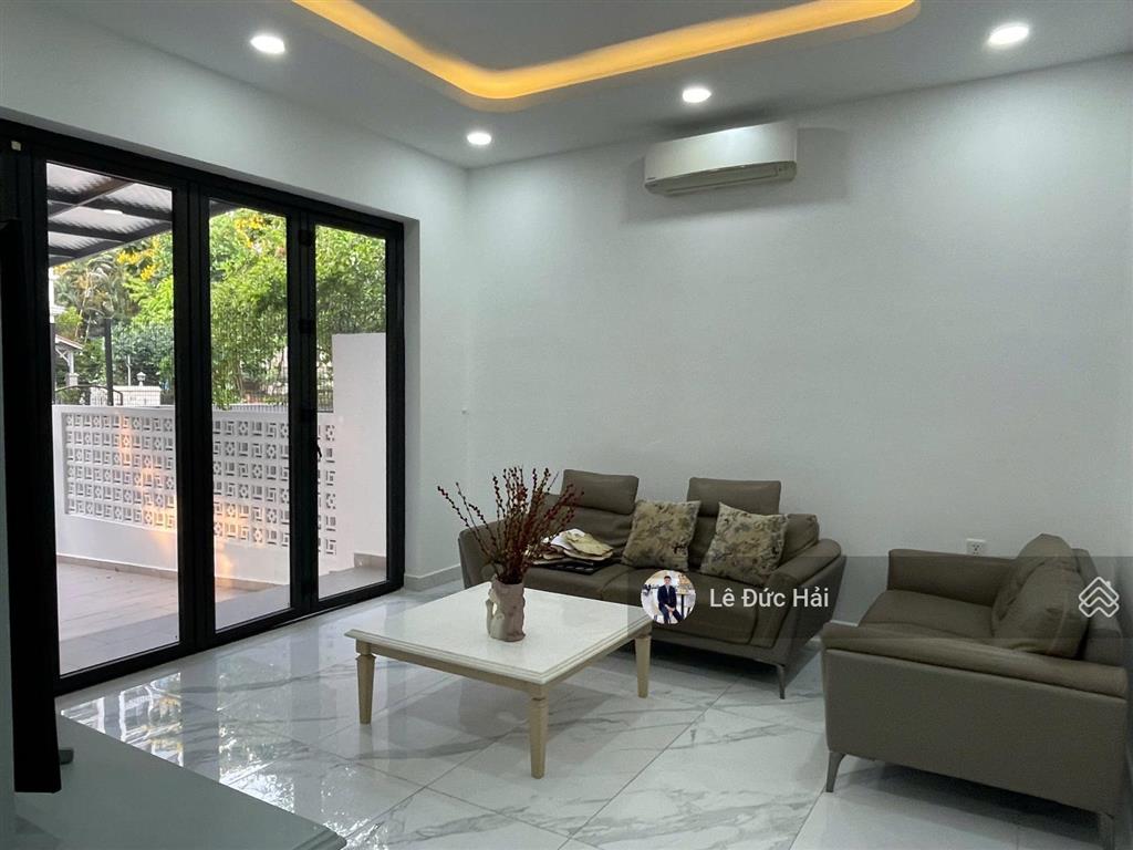 Giá tốt pmh! chỉ 52 triệu/tháng cho thuê ngay biệt thự liên kế 4 phòng ngủ full nội thất